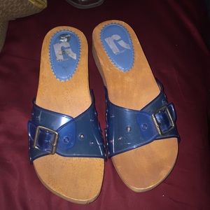 Legend wood platform sandals